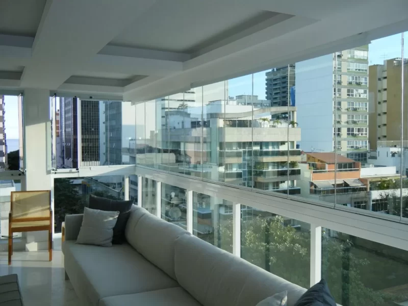 Fechamento-de-varandas-com-vidro-004